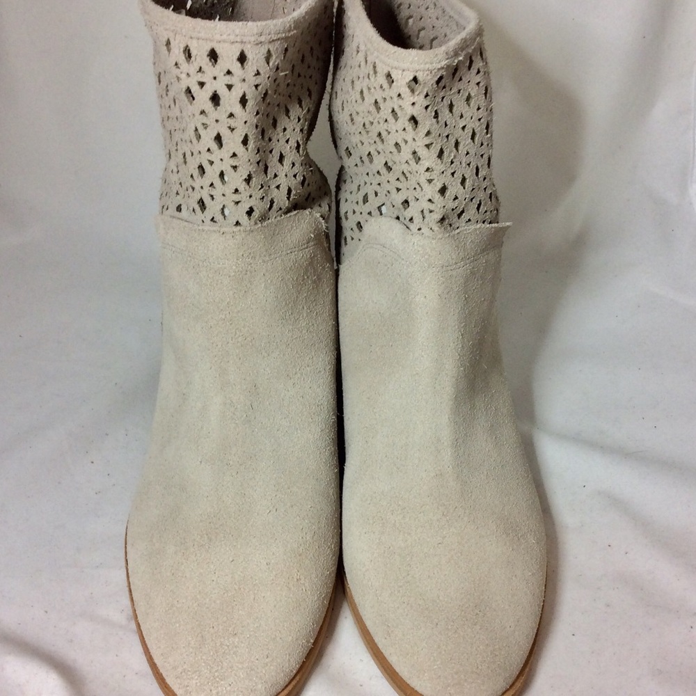 Michael Kors Laser Cut Booties - Picture 4 of 8